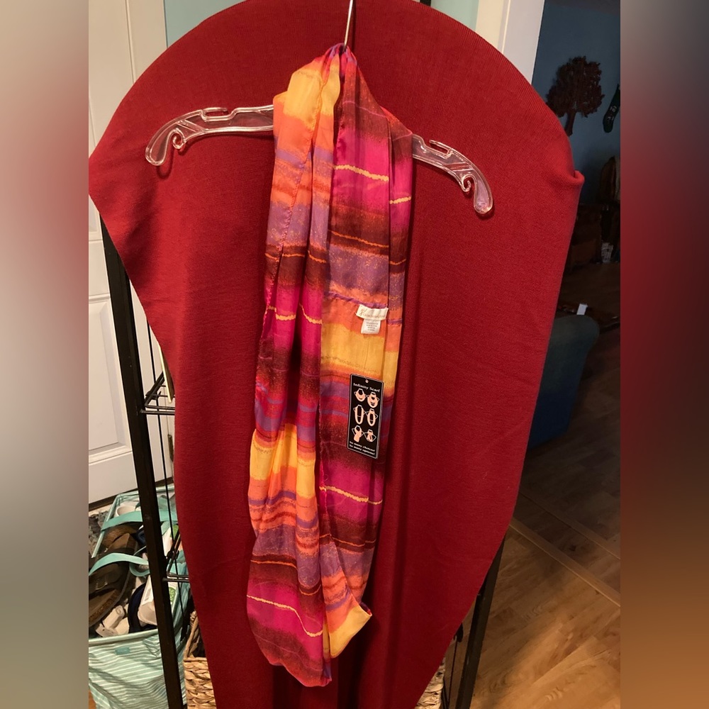Scarf - Picture 2 of 5